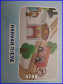 110PCS Wooden Train Set Toy Magnetic Trains with Wooden Track Set for Kids