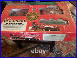 8-81017 Lionel The Ornament Express Electric Train set G SCALE USED