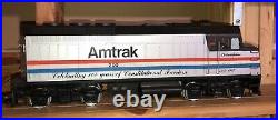 Amtrak Great Trains F40 Streamliner Passenger 4 Piece set G scale with Lights