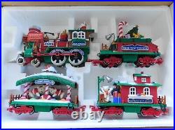 Dillard's Trimmings Christmas Animated Electronic Train Set G Scale Complete