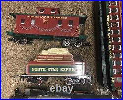 G Scale Bachmann Big Haulers North Star Express Locomotive Christmas Train Set