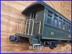 G Scale Bachmann Southern Suwannee River Passenger Train Coaches. Set of 2