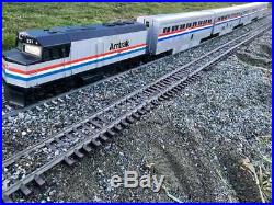G Scale Trains 132 Great Trains Amtrak (Set 1) 1x F40PH 4x Superliner Coaches