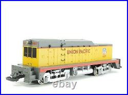 G Scale USA Trains UP Union Pacific NW-2 Cow / Calf Diesel Locomotive Set