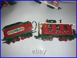 G scale New Bright Musical Holiday Christmas Train Set Animated & Sound Nice