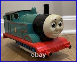 LIONEL 8-81011 VINTAGE 1993 THOMAS THE TANK ENGINE G SCALE TRAIN SET untested LIONEL 8-81011 VINTAGE 1993 THOMAS THE TANK ENGINE G SCALE TRAIN SET untested