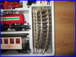Lgb G Scale 20401 Steam Locomotive 2 Car Freight Train Set With People & Track