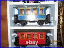 Lgb G Scale Big Train 2 Passenger Cars (1881-1981) Set With People & Track