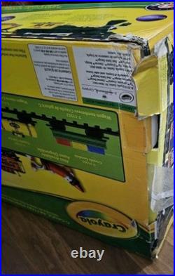 Lionel Crayola G-Gauge Battery Powered Train Freight Set in Box With Xtr Train