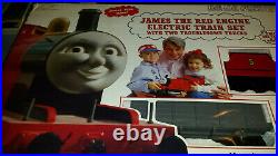 Lionel G Scale James The Red Engine Electric Train Set-2 Troublesome Trucks Vg