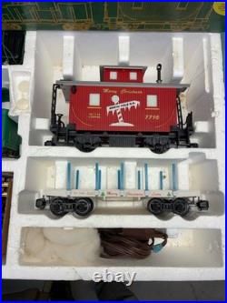Lionel G Scale North Pole Railroad Train Set 8-81004