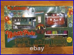 Lionel G Scale North Pole Railroad Train Set 8-81004 Tested And Working