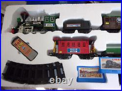Lionel Lines O Scale 36 Pc Train Set Infrared Remote Battery Power 5 x Car Signs