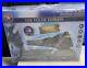 Lionel_Polar_Express_Battery_Powered_Train_Set_32_Track_Pieces_FACTORY_SEALED_01_wpxq