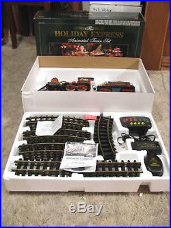 NEW BRIGHT The Holiday Express Animated Christmas Train Set G Scale #384