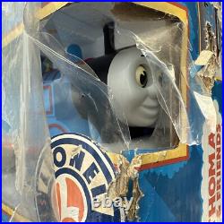 NOS Lionel 8-81027 Thomas the Tank Engine G Scale Train Set RARE? BOX FLAW