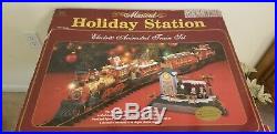 New Bright 385 Musical Holiday Station Christmas Electric Animated Train Set