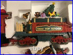 New Bright 387 Holiday Express Electric Animated CHRISTMAS 6 Car Train