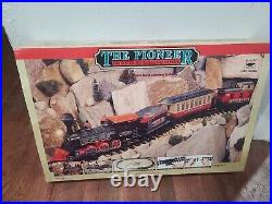 New Bright G Scale Pioneer Frontier No. 180 Battery Powered New Open Box