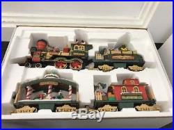 New Bright Holiday Express Animated Train Set #380 1996