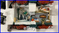 New Bright Holiday Express Animated Train Set No. 387 2002 7 Piece Set