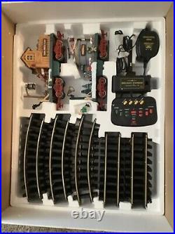 New Bright Industrial Co, Ltd Holiday Express Toy Train Set (527-384) G Scale