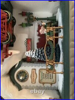 New Bright Industrial Co, Ltd Holiday Express Toy Train Set (527-384) G Scale