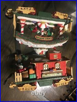 New Bright The Holiday Express Animated Train Set #384 (tested/works/ Read)
