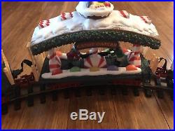 New Bright The Holiday Express Animated Train Set Music & Lights NO. 387 G Scale