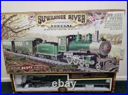 New In BOX Bachmann 4-6-0 G Scale Suwannee River Special Train Set