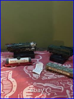 North Pole Limited G Scale Christmas Train Lot Engine Cars Caboose Tender