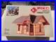 Piko_62209_G_Scale_Grizzly_Flats_Station_Train_Building_Set_01_ub