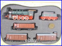 Piko Freight Train Setlocomotive With 3 Freight Cars Lot G Ho Scale