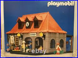 Playmobil 4300 Bahnhof Train Station Set Complete Box and Booklet 1989 Vintage Playmobil 4300 Bahnhof Train Station Set Complete Box and Booklet 1989 Vintage