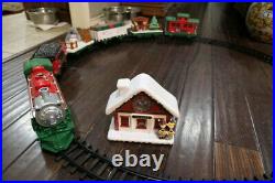 Scientific Toys Animated Christmas 1225 Train Decor 51 Complete & Works G Scale