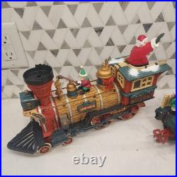 The New Bright Holiday Express Animated Train Set#384 Lights & Music Complete