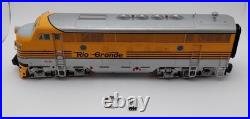 USA Trains 22250 G Rio Grande F3 AB Diesel Locomotive Set #5524 & 5523 EX/Box USA Trains 22250 G Rio Grande F3 AB Diesel Locomotive Set #5524 & 5523 EX/Box