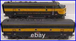 USA Trains 22255AB G Chicago & North Western F-3 AB Diesel Locomotive Set #4057
