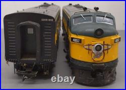 USA Trains 22255AB G Chicago & North Western F-3 AB Diesel Locomotive Set #4057
