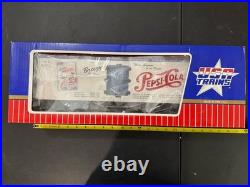 USA Trains G Scale 8 Piece Pepsi Train Set