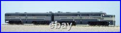 USA Trains G Scale R22402-1 PA PB Diesel Set New York Central #4202, 4302