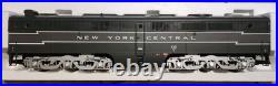 USA Trains G Scale R22402-1 PA PB Diesel Set New York Central #4202, 4302