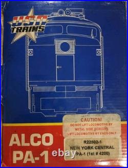 USA Trains G Scale R22502-1 PA-1 Diesel Engine Set New York Central #4200