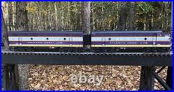 USA Trains R22253 G Scale Atlantic Coast Line F-3 AB Set EX/Box. Lights, Smoke