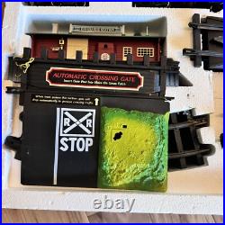 Vintage RIO GRANDE ROLL'N THUNDER Super Set Toy Railroad Train Set G-Scale