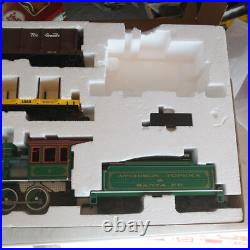 Vtg Bachmann Big Hauler Train Locomotive & Cars G scale Witho Track No. 90-0100